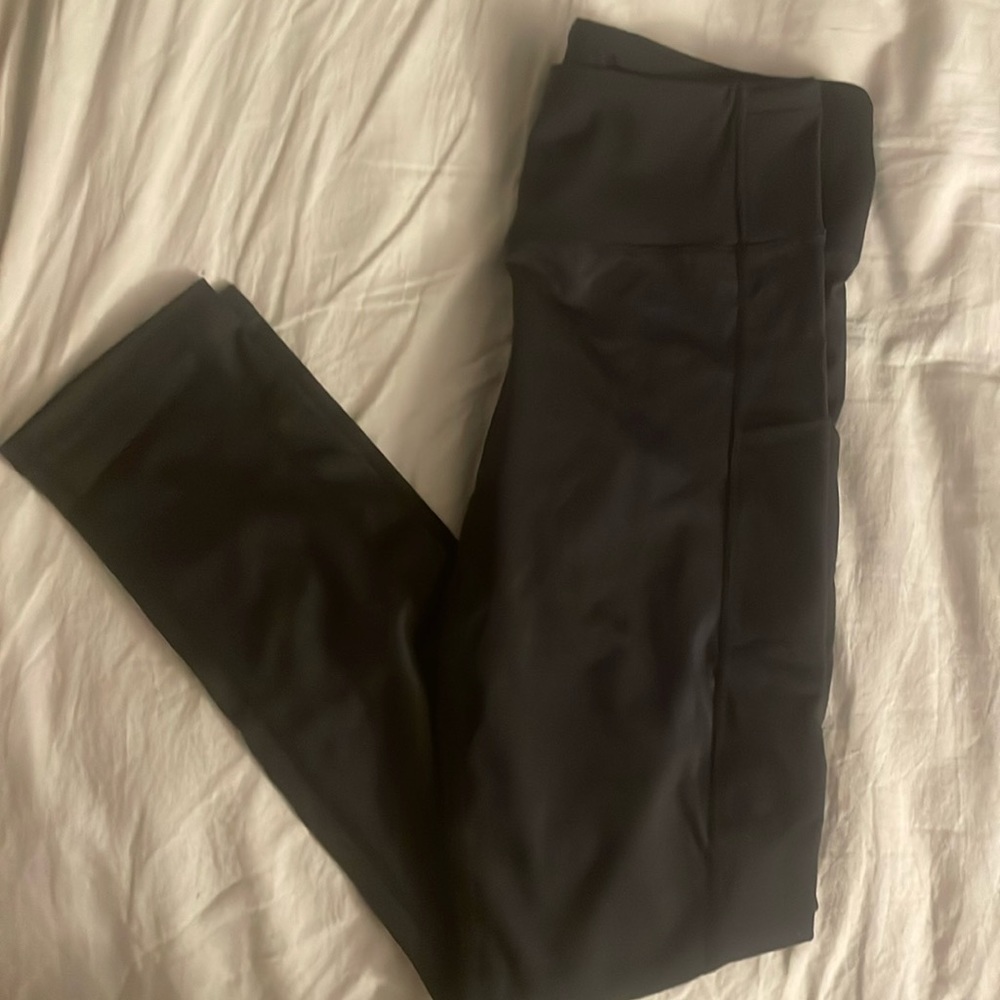 Women’s size 10 Black leggings with pockets